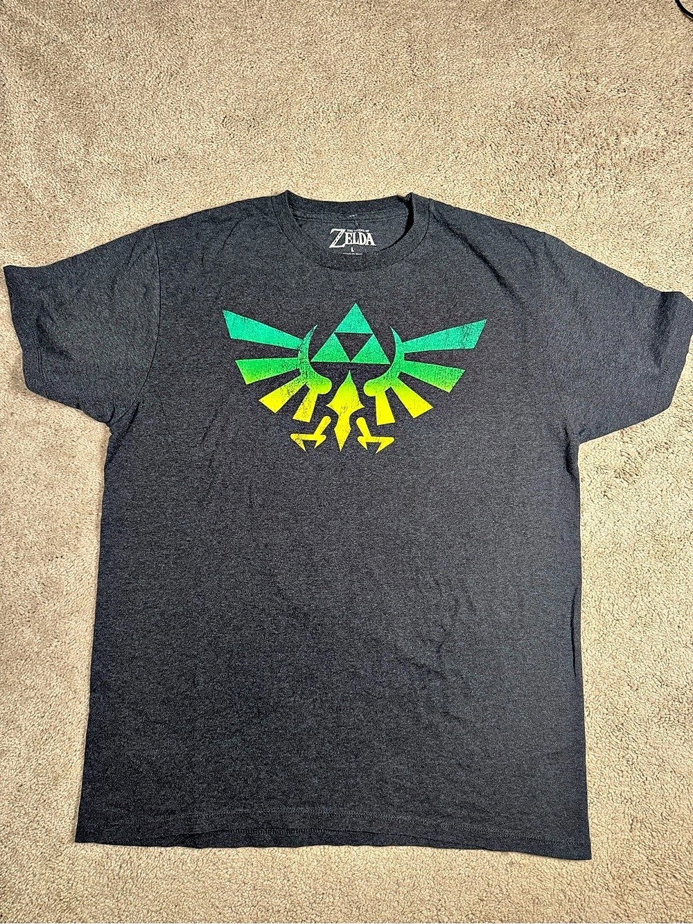 Zelda Graphic Tee in Black Large Like New